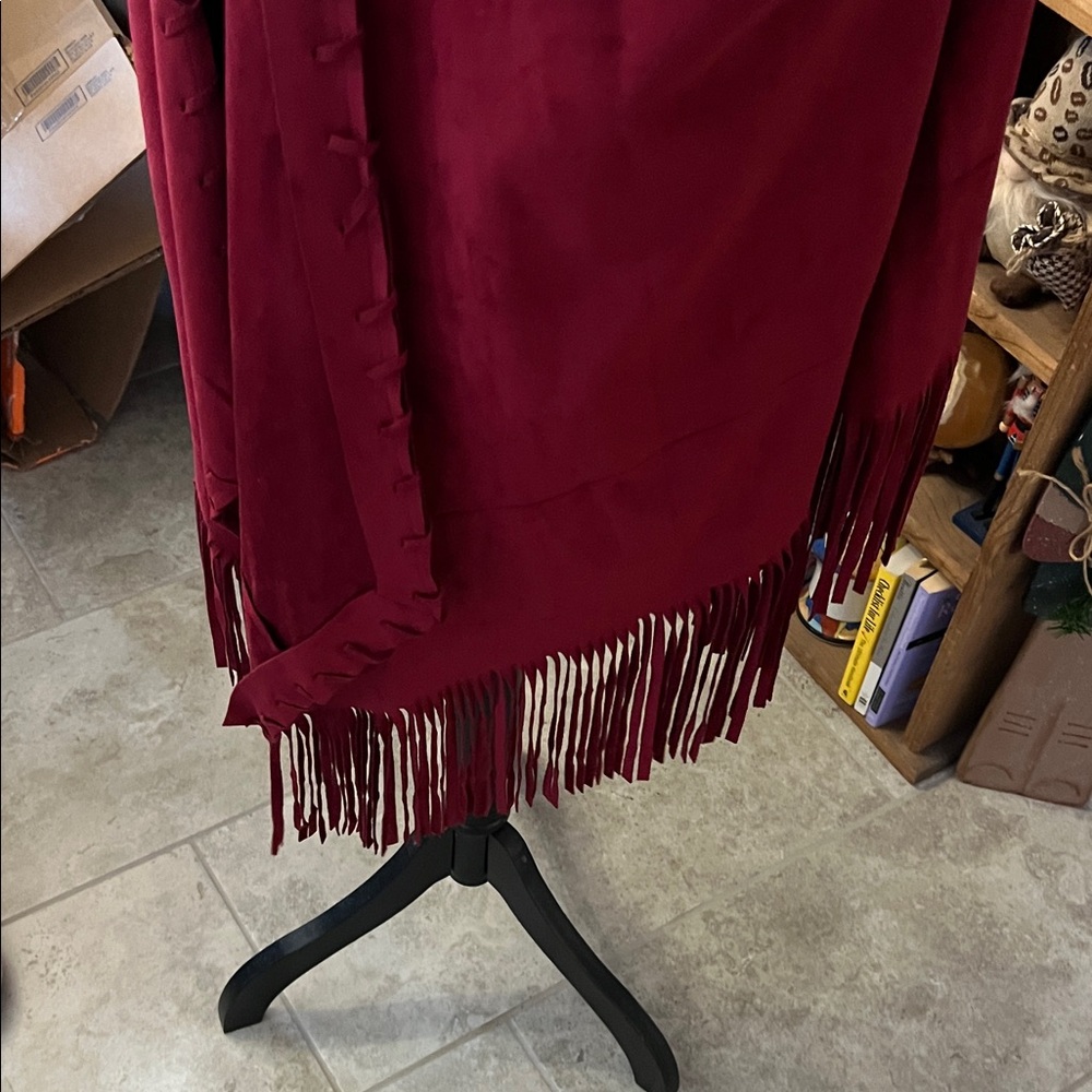 Elegant Burgundy Fringed Women's Cape. Medium - Picture 2 of 5